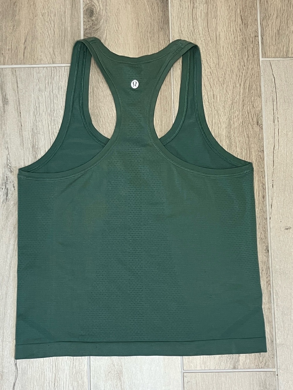 Lululemon Swiftly Tech Racerback Tank Waist Length Sage Green Size 6 *READ*